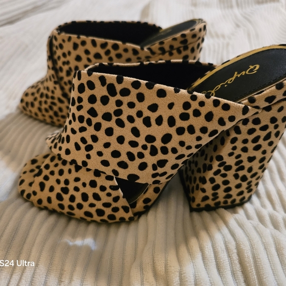 Cupid Leapord print peeptoe suede slide on chunky heel Size 5.5 - Picture 4 of 7